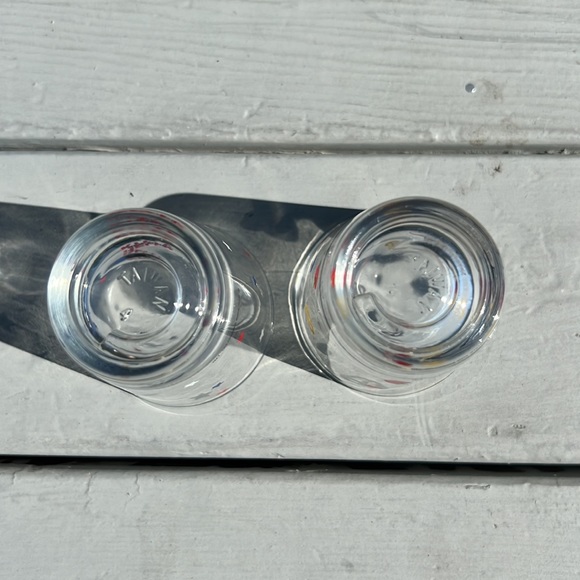 Hello Kitty NYC Shot Glasses - Picture 5 of 8